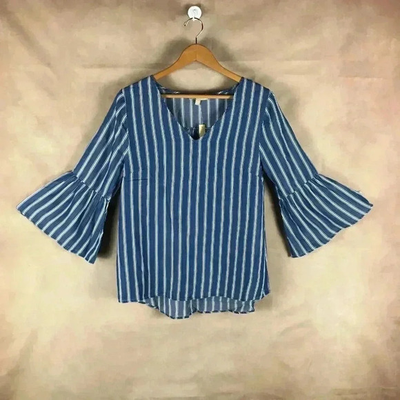 APPRAISAL Bell Sleeve Striped Blue Chambray Top NWT SMALL - Picture 5 of 12